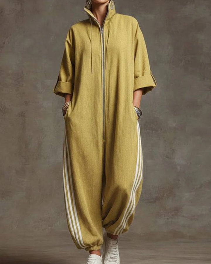 Sophie | Jumpsuit mit Stehkragen, Reißverschluss und Seitenstreifen