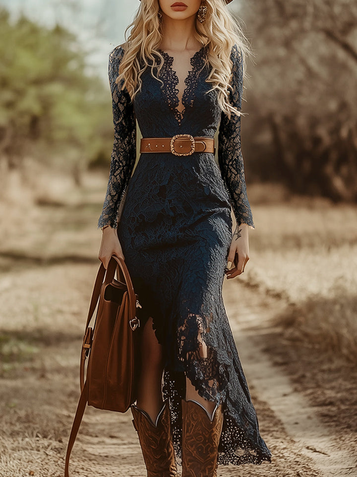 Marie | Langarm-Midikleid mit Allover-Spitze und V-Ausschnitt