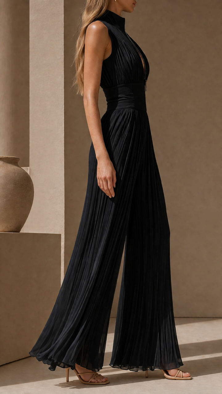 Nora | Plissee-Jumpsuit mit tiefem Ausschnitt und hoher Taille