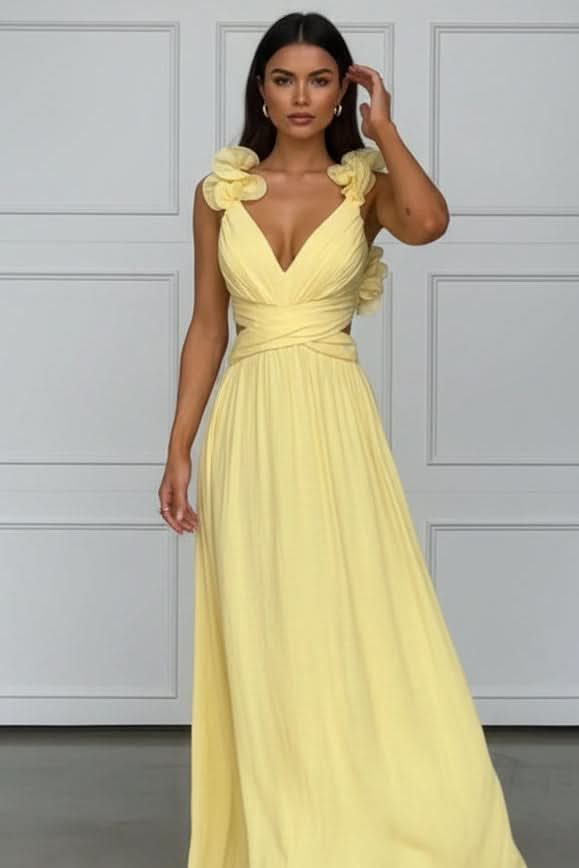 Victoria | Plissiertes Maxikleid mit Blumenapplikation