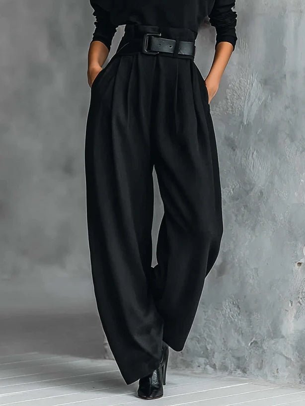 Sarah | Rollkragen-Zweiteiler mit Straight-Leg-Hose und Taillengürtel